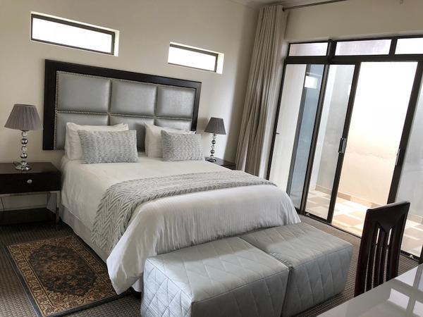 Coral Beach Bed & Breakfast อีสต์ลอนดอน ภายนอก รูปภาพ